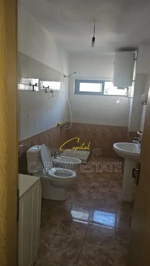 APARTAMENT ME QIRA 2+1 21 DHJETORI 55.000 LEKE