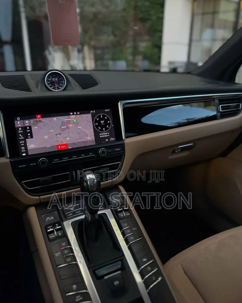 Porsche Macan S
