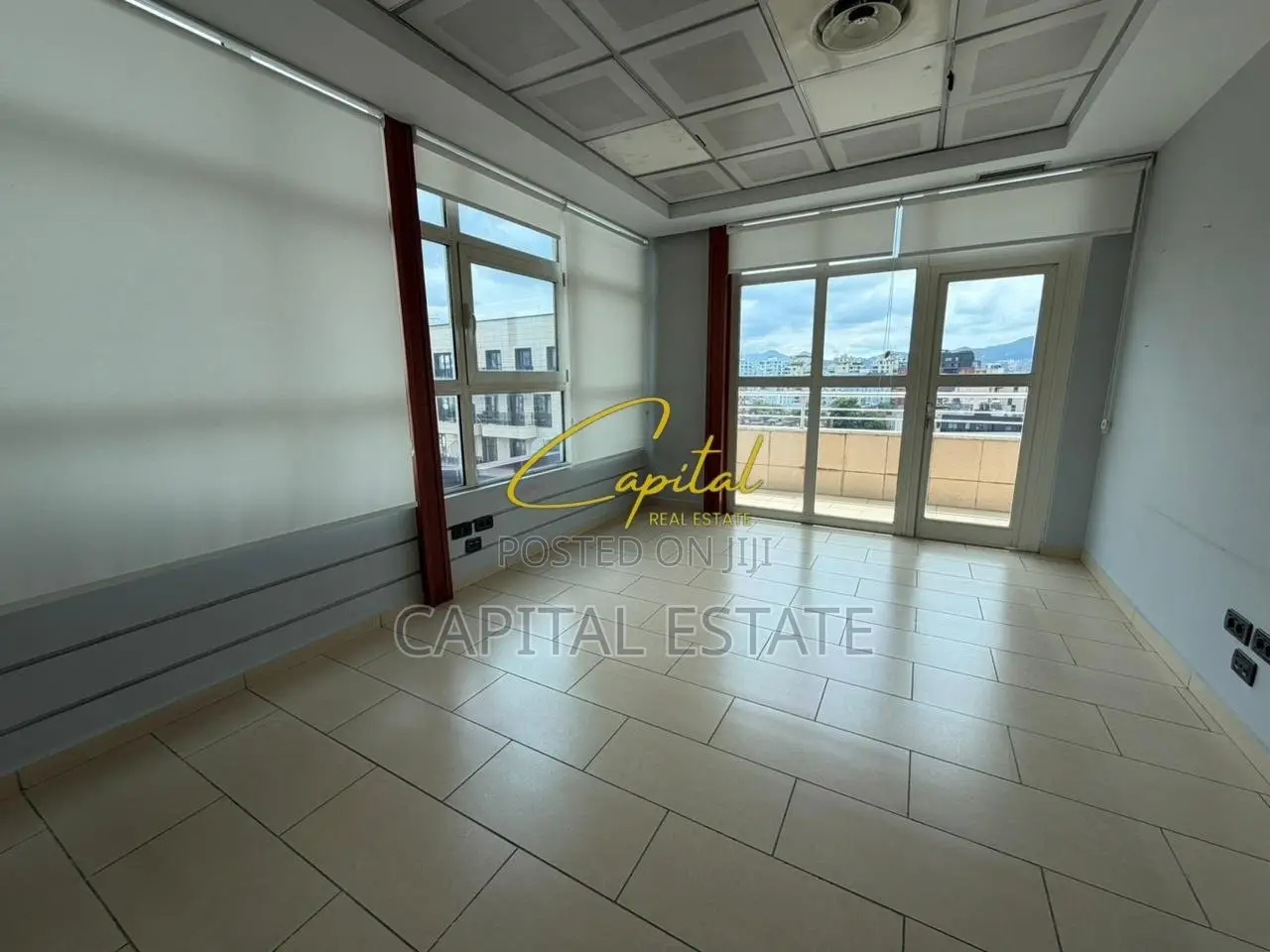 ZYRE ME QIRA 450 M2 RRUGA E KAVAJES 6000 EURO