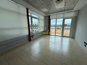 ZYRE ME QIRA 450 M2 RRUGA E KAVAJES 6000 EURO