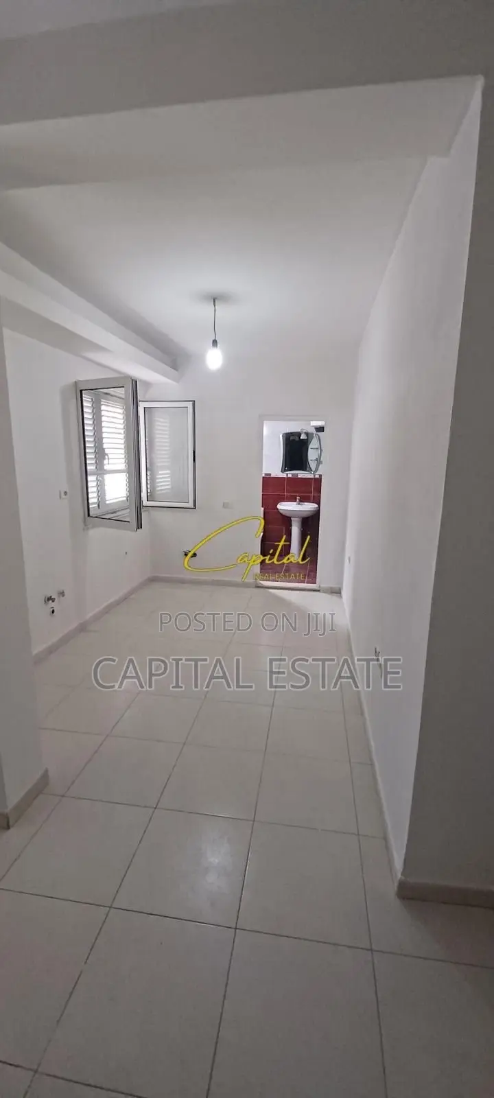ZYRE ME QIRA 120 M2 XHAMLLIKU 40.000 LEKE
