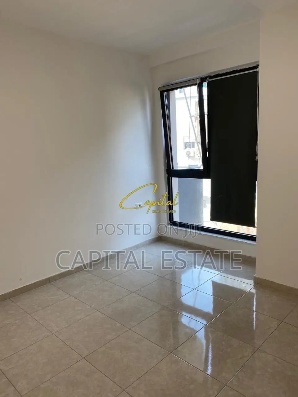 AMBIENT BIZNESI ME QIRA 90 M2 PAZARI I RI 80.000 LEKE