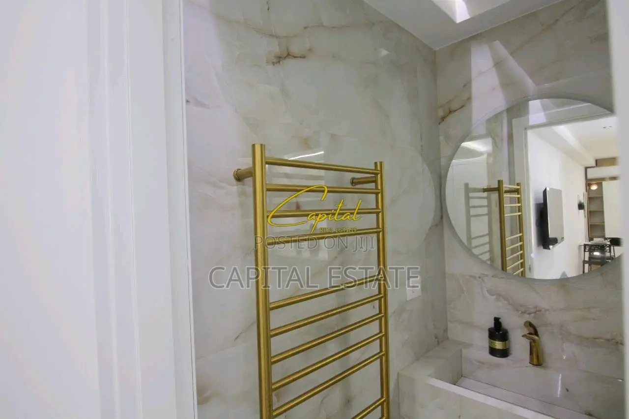 GARSONIERE ME QIRA 40 M2 21 DHJETORI 55.000 LEKE