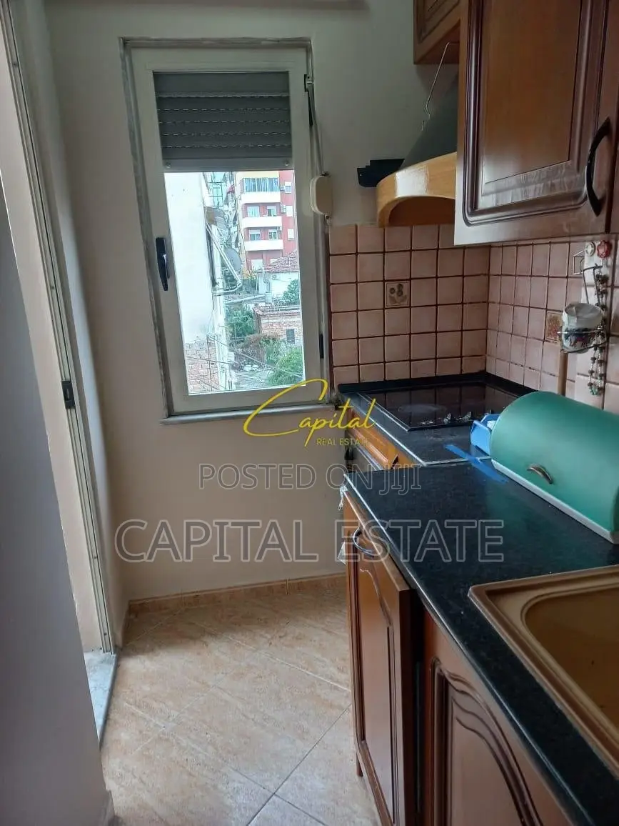 APARTAMENT ME QIRA 2+1 RRUGA E ELBASANIT 60.000 LEKE