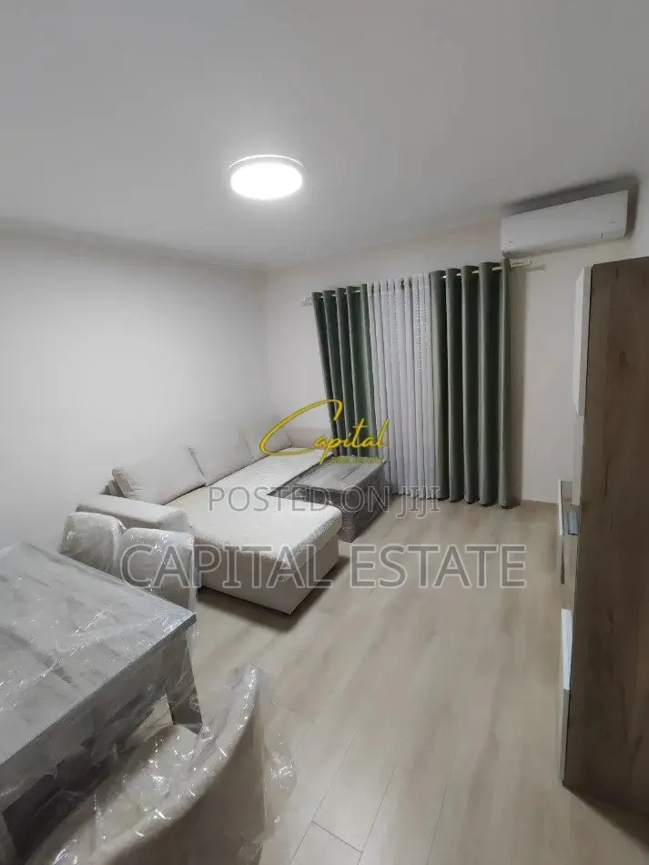 APARTAMENT ME QIRA 2+1 RRUGA FORTUZI 800 EURO