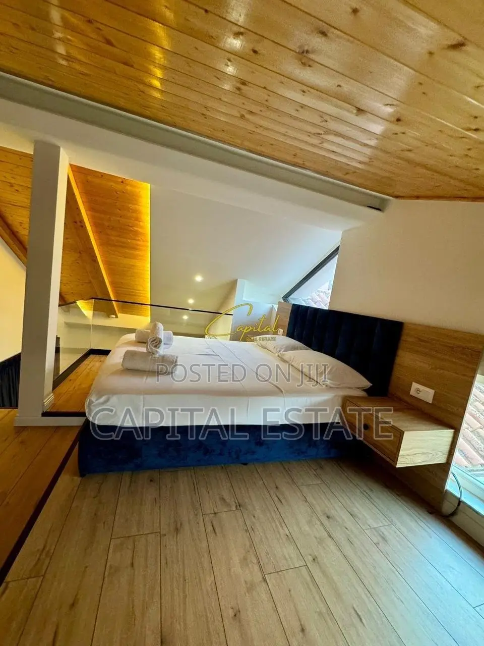 HOTEL ME QIRA 300 M2 QENDER 750.000 LEKE
