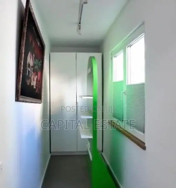 AMBIENT BIZNESI EM QIRA 130 M2 RRUGA E DURRESIT 150.000 LEKE