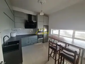APARTAMENT ME QIRA 3+1+2 KOPSHTI BOTANIK 80.000 LEKE