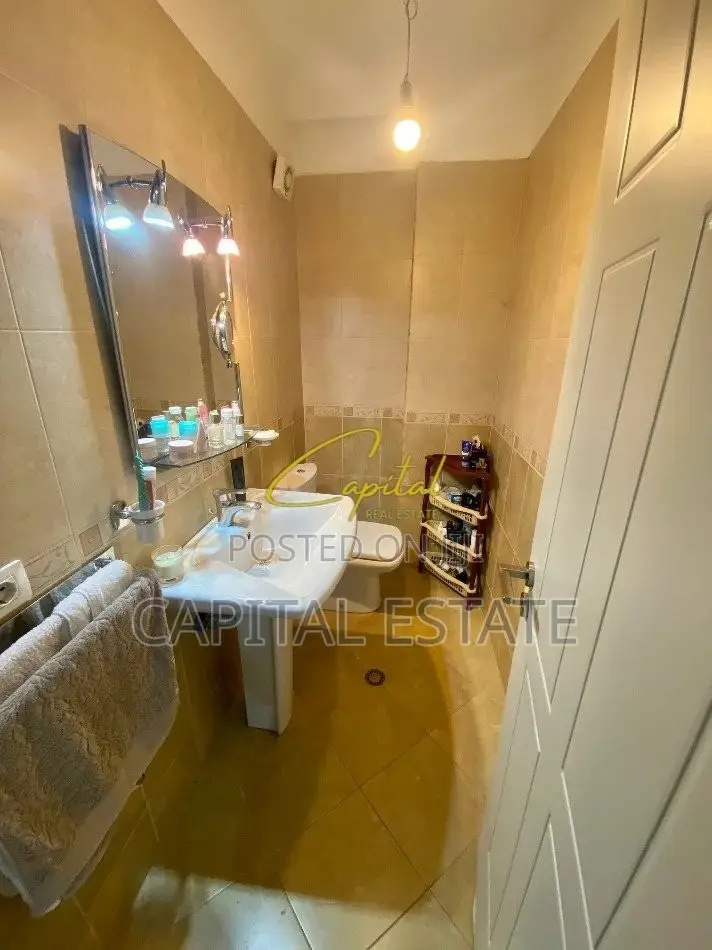 SHITET APARTAMENT 2+1+2 YZBERISHT 170.000 EURO