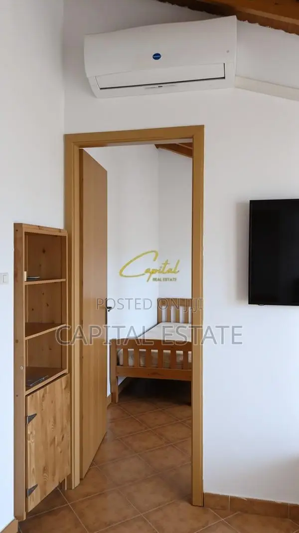 APARTAMENT ME QIRA 2+1 5 MAJI 40.000 LEKE