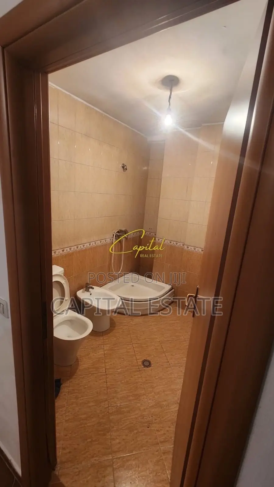 APARTAMENT ME QIRA 2+1 RRUGA IRFAN TOMINI 60.000 LEKE