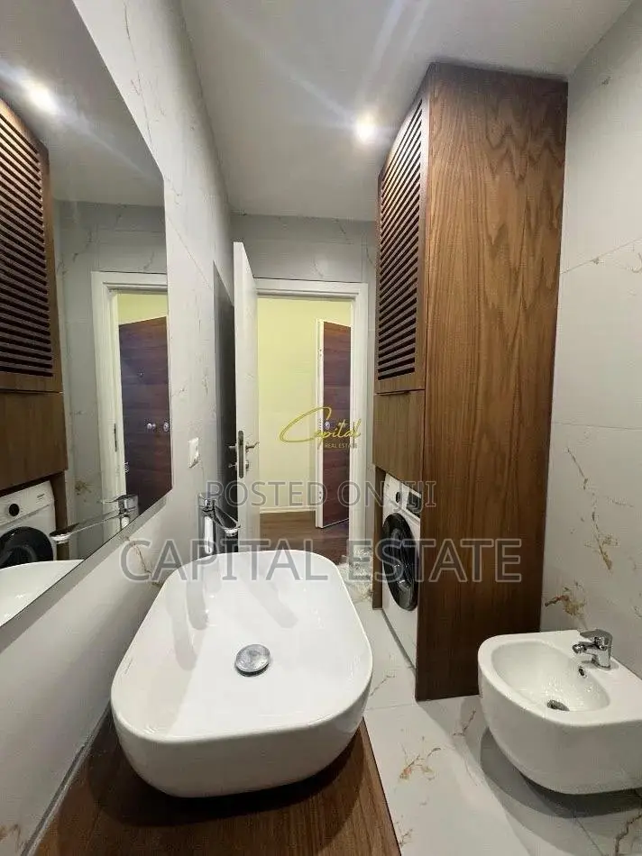 APARTAMENT ME QIRA 2+1 XHAMLLIKU 830 EURO