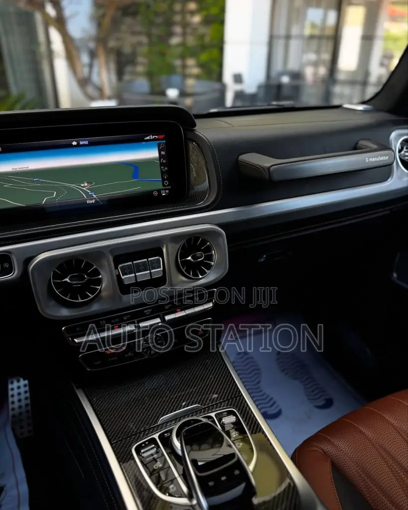 Mercedes Benz G63