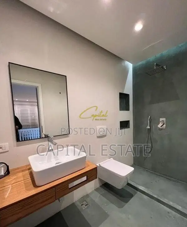APARTAMENT ME QIRA 2+1+2 21 DHJETORI 880 EURO