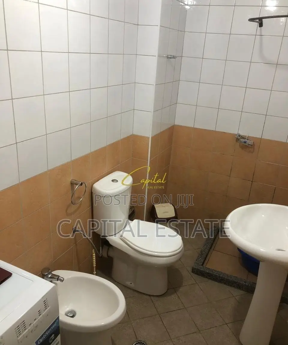APARTAMENT ME QIRA 1+1 XHAMLLIKU 40.000 LEKE