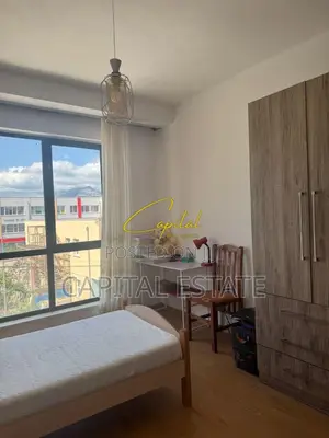 APARTAMENT ME QIRA 3+1 5 MAJI 50.000 LEKE