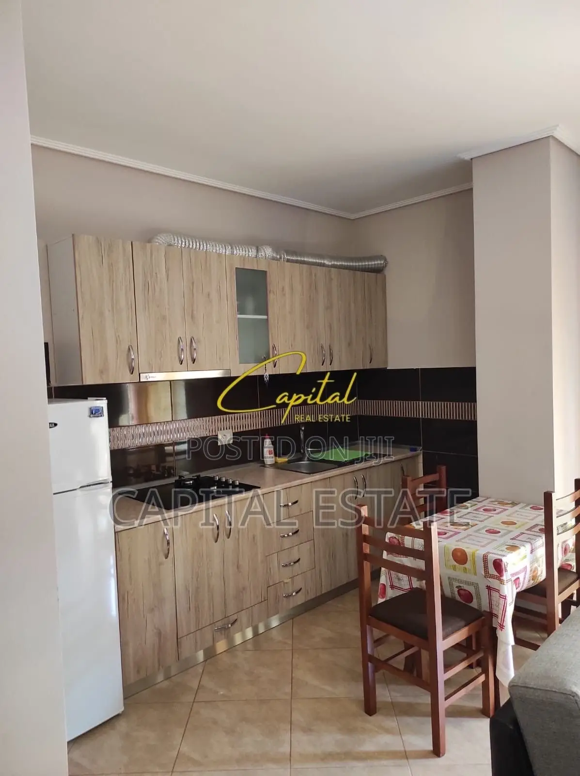 SHITET APARTAMENT 1+1 VLORE 130.000 EURO