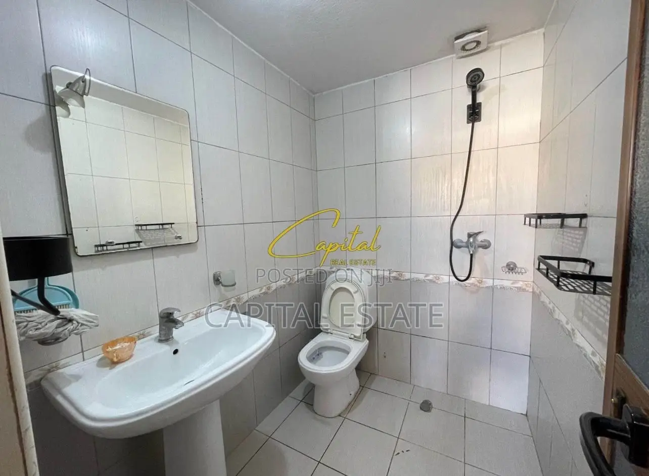 APARTAMENT ME QIRA 1+1 21 DHJETORI 50.000 LEKE