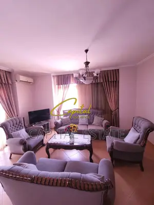 APARTAMENT ME QIRA 2+1 ISH EKSPOZITA 750 EURO