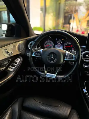 Mercedes Benz C63 AMG