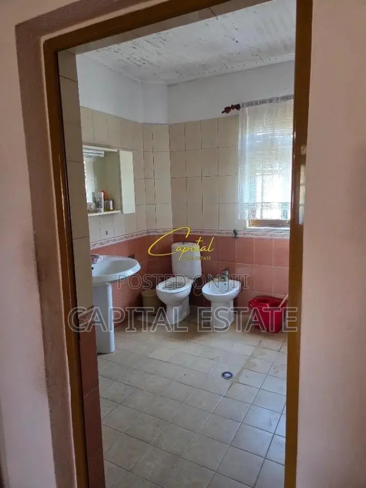 APARTAMENT ME QIRA 2+1 ISH FUSHA AVIACIONIT 500 EURO