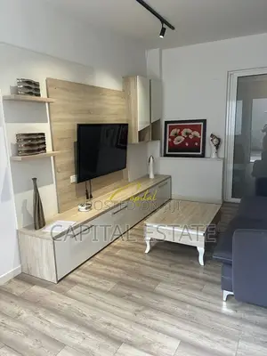 APARTAMENT ME QIRA 1+1 RRUGA E BARRIKADAVE 50.000 LEKE