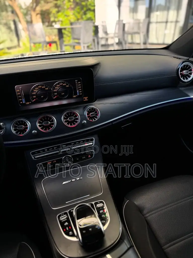 Mercedes Benz E63s