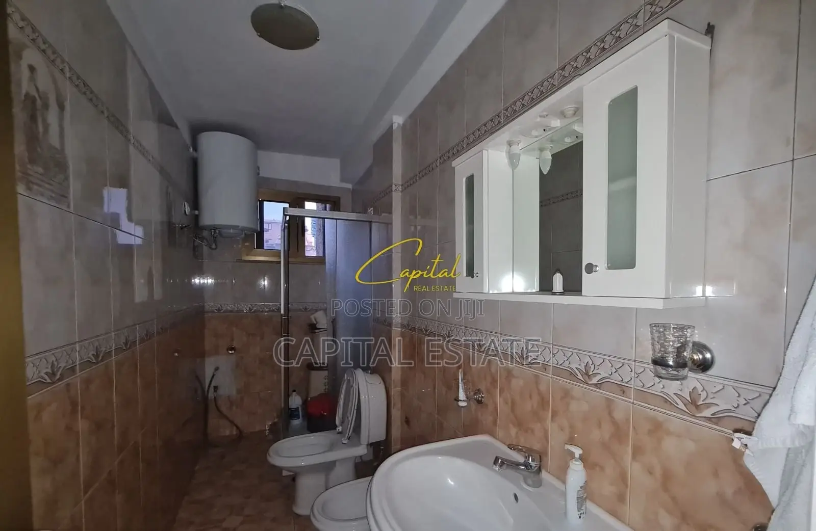 APARTAMENT ME QIRA 2+1 RRUGA FORTUZI 55.000 LEKE