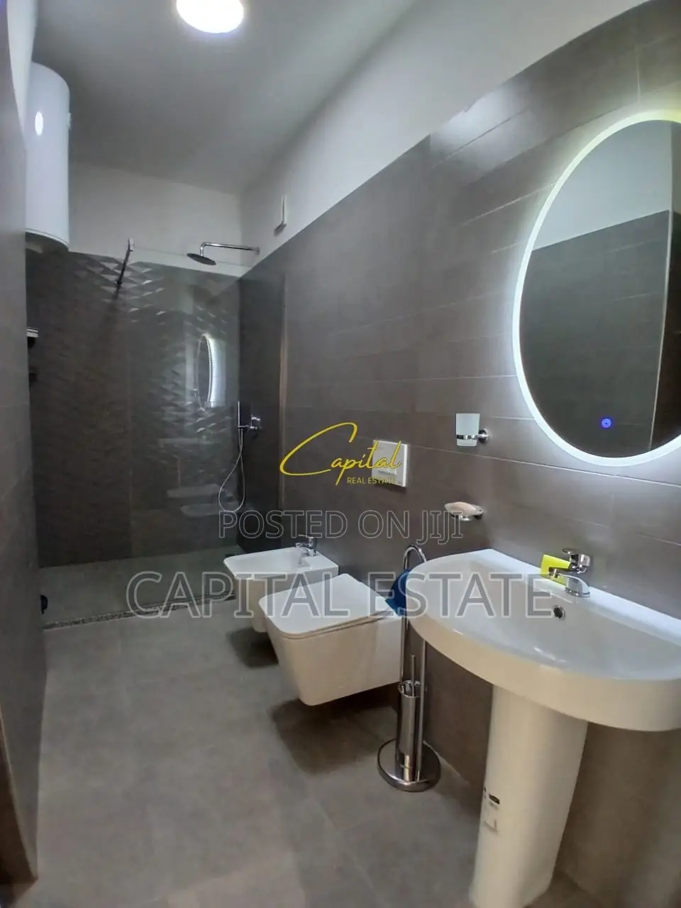 APARTAMENT ME QIRA 2+1 ZOGU I ZI 900 EURO