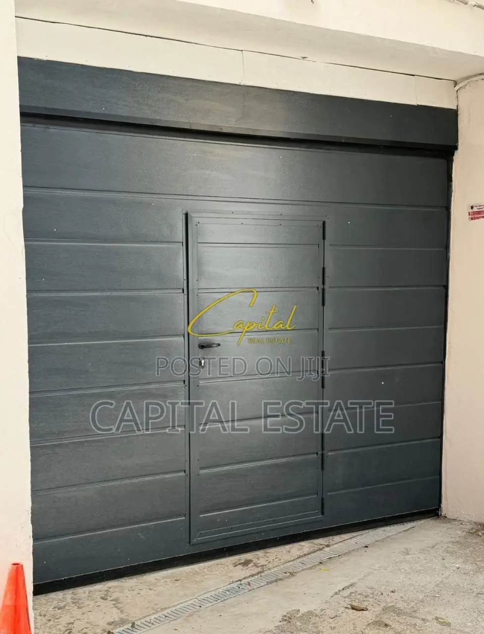MAGAZINE ME QIRA 500 M2 SHKOZE 200.000 LEKE