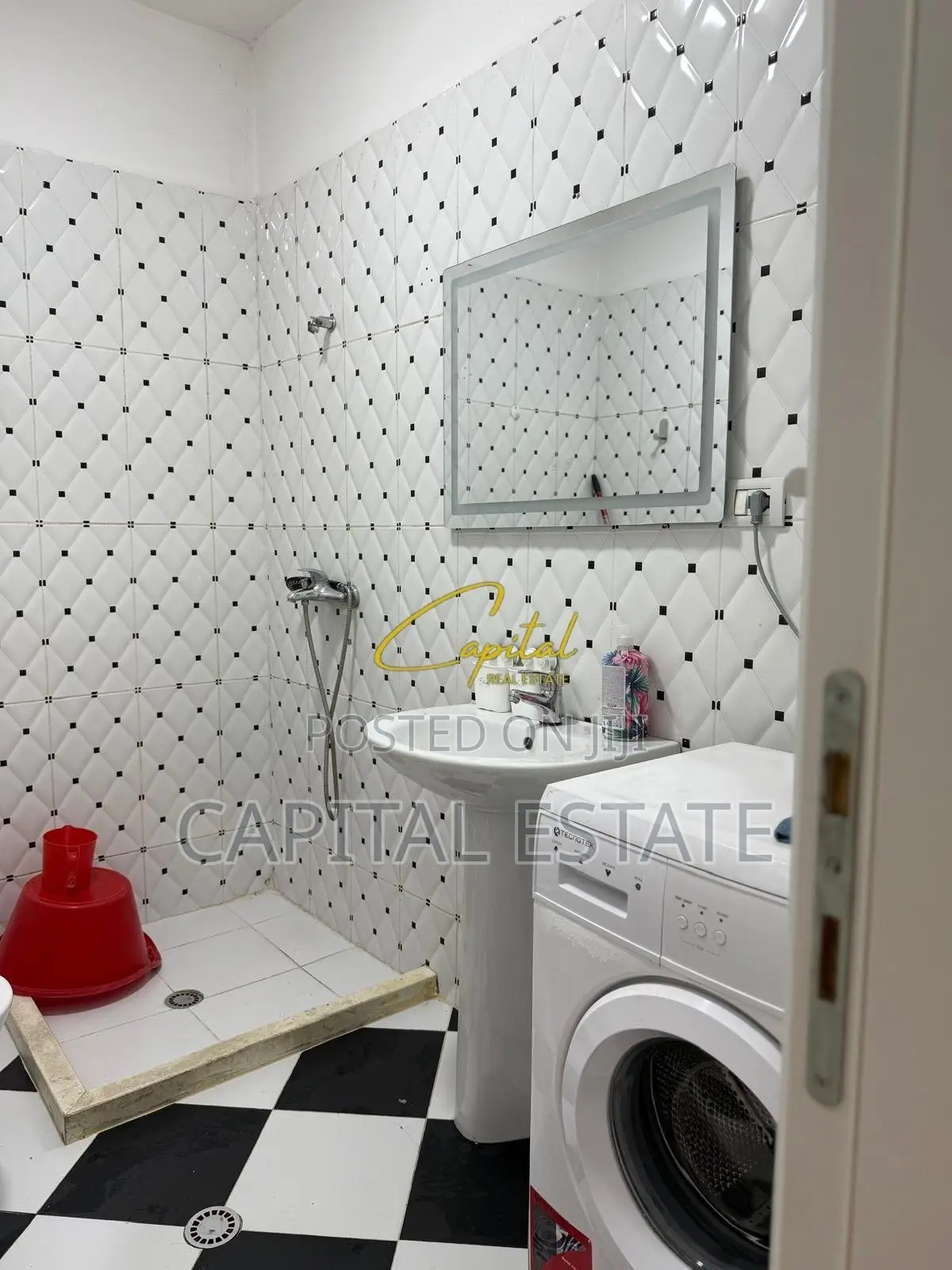 APARTAMENT ME QIRA 2+1 21 DHJETORI 65.000 LEKE
