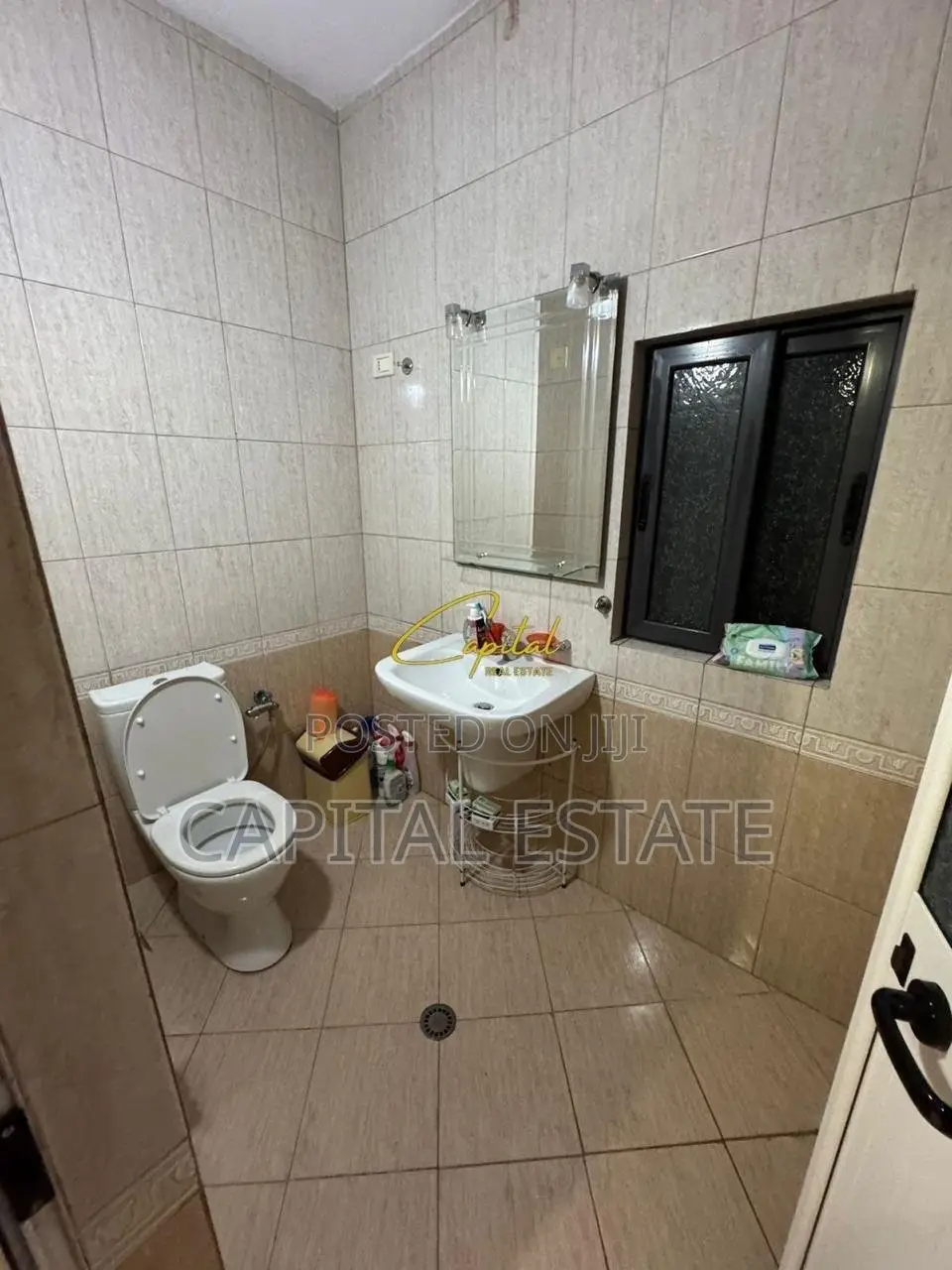 SHITET VILE PRIVATE 180 M2 ISH STACIONI TRENIT 290.000 EURO
