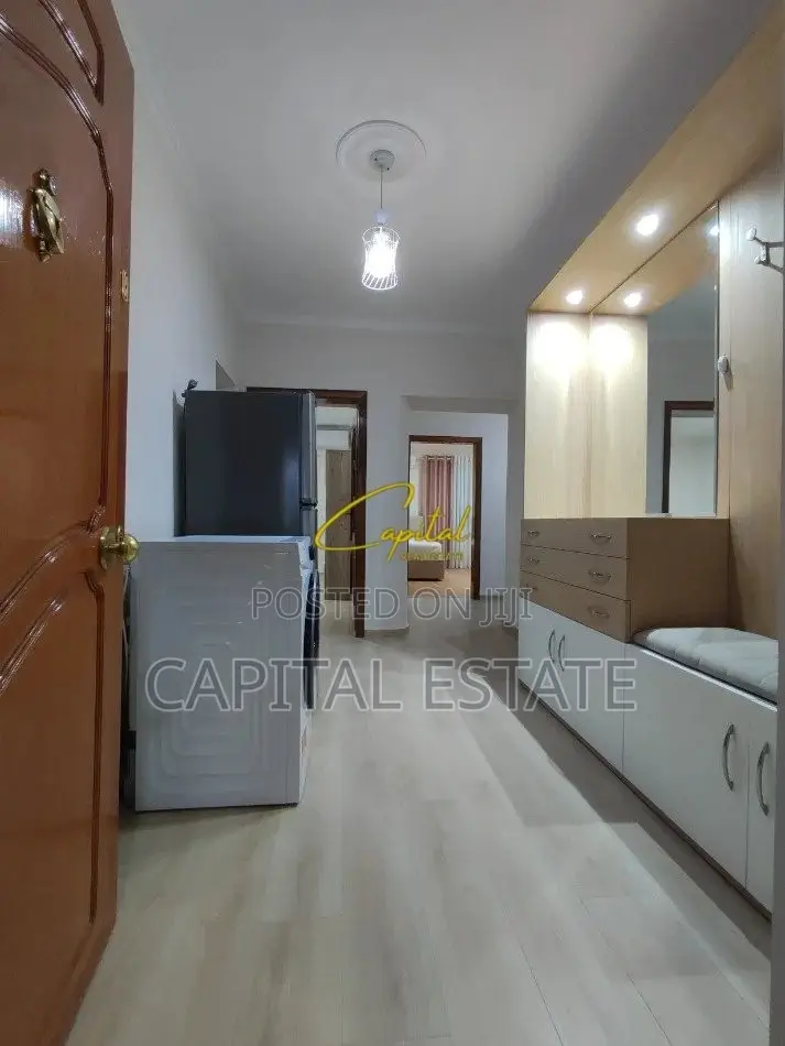 APARTAMENT ME QIRA 2+1 RRUGA FORTUZI 800 EURO