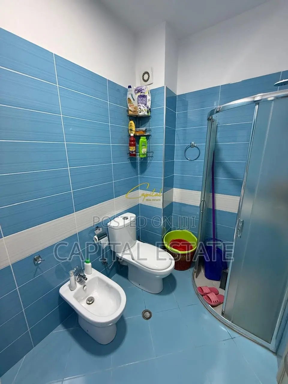 SHITET APARTAMENT 2+1 ISH STACIONI TRENIT 260.000 EURO