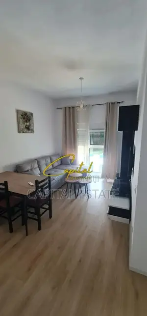 APARTAMENT ME QIRA 2+1 ALI DEMI 50.000 LEKE