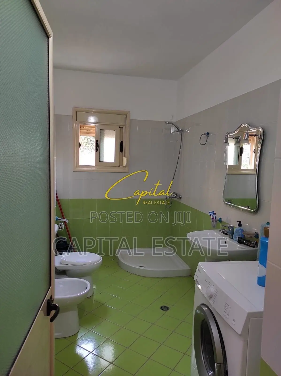 SHITET APARTAMENT 1+1 VLORE 130.000 EURO
