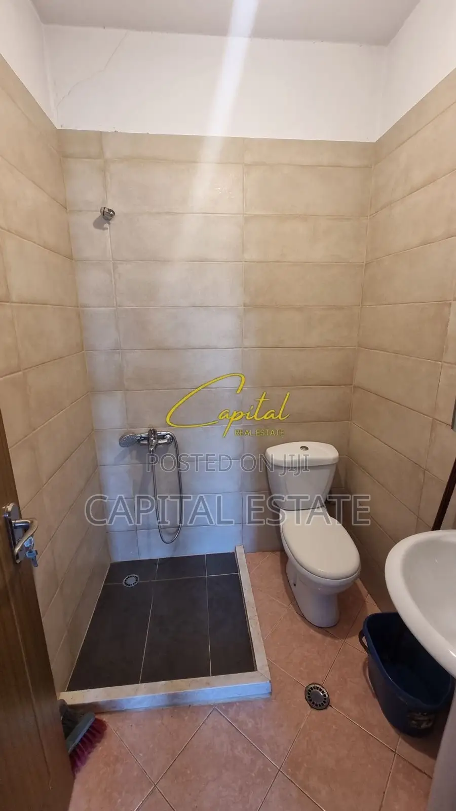 APARTAMENT ME QIRA 2+1 YZBERISHT 40.000 LEKE
