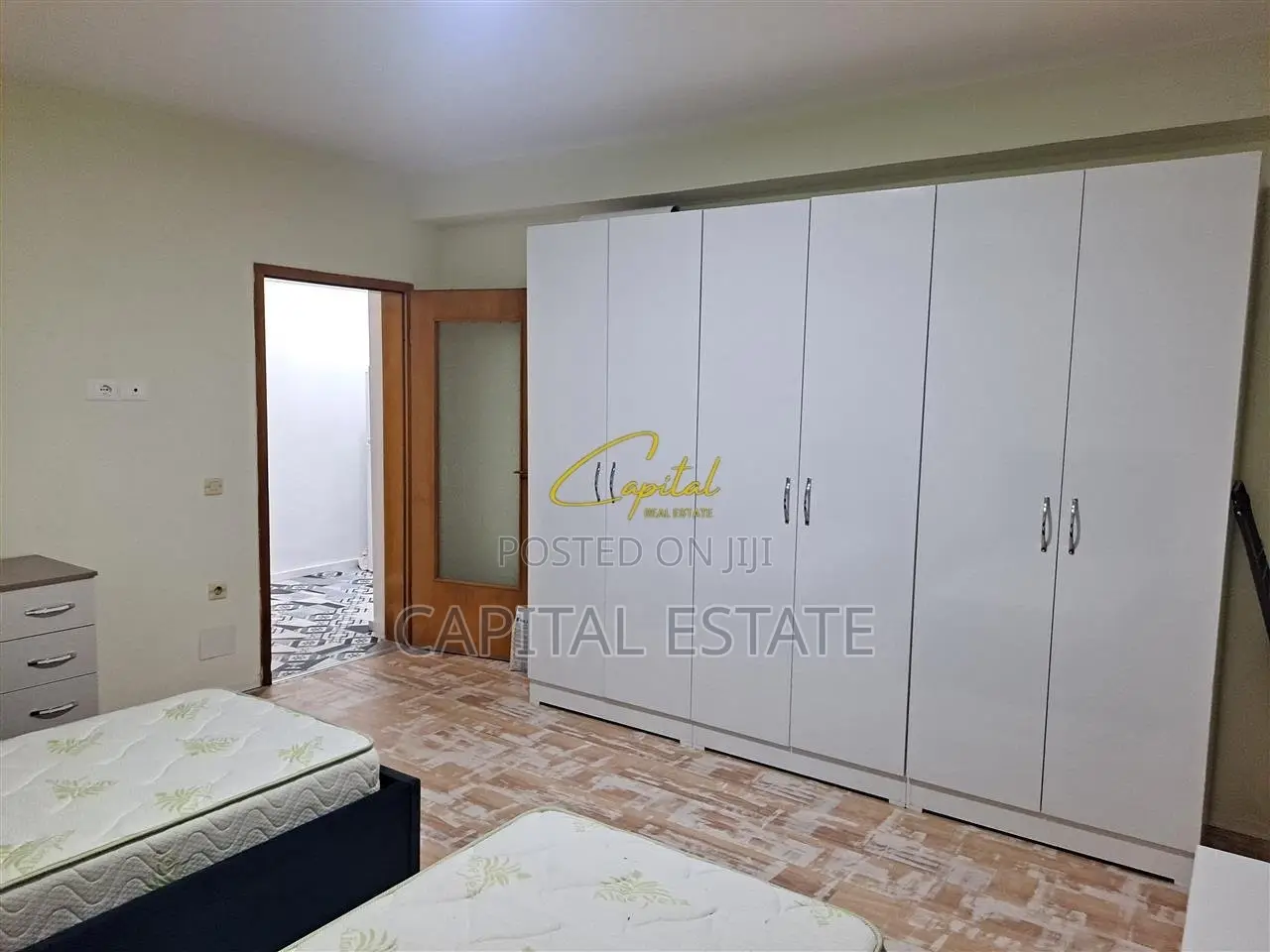 APARTAMENT ME QIRA 2+1 ISH STACIONI TRENIT 55.000 LEKE