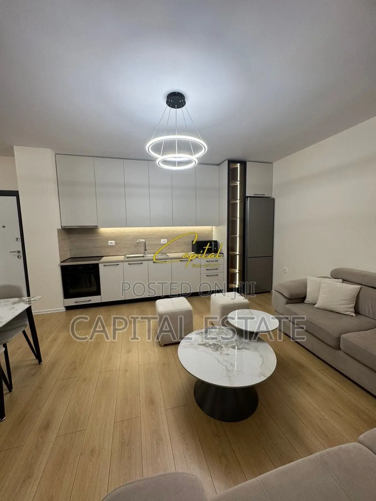 APARTAMENT ME QIRA 1+1 BULEVARDI I RI 700 EURO