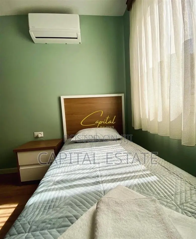 APARTAMENT ME QIRA 2+1 RRUGA E KAVAJES 800 EURO