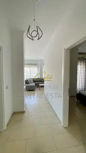 APARTAMENT ME QIRA 1+1 MYSLYM SHYRI 800 EURO