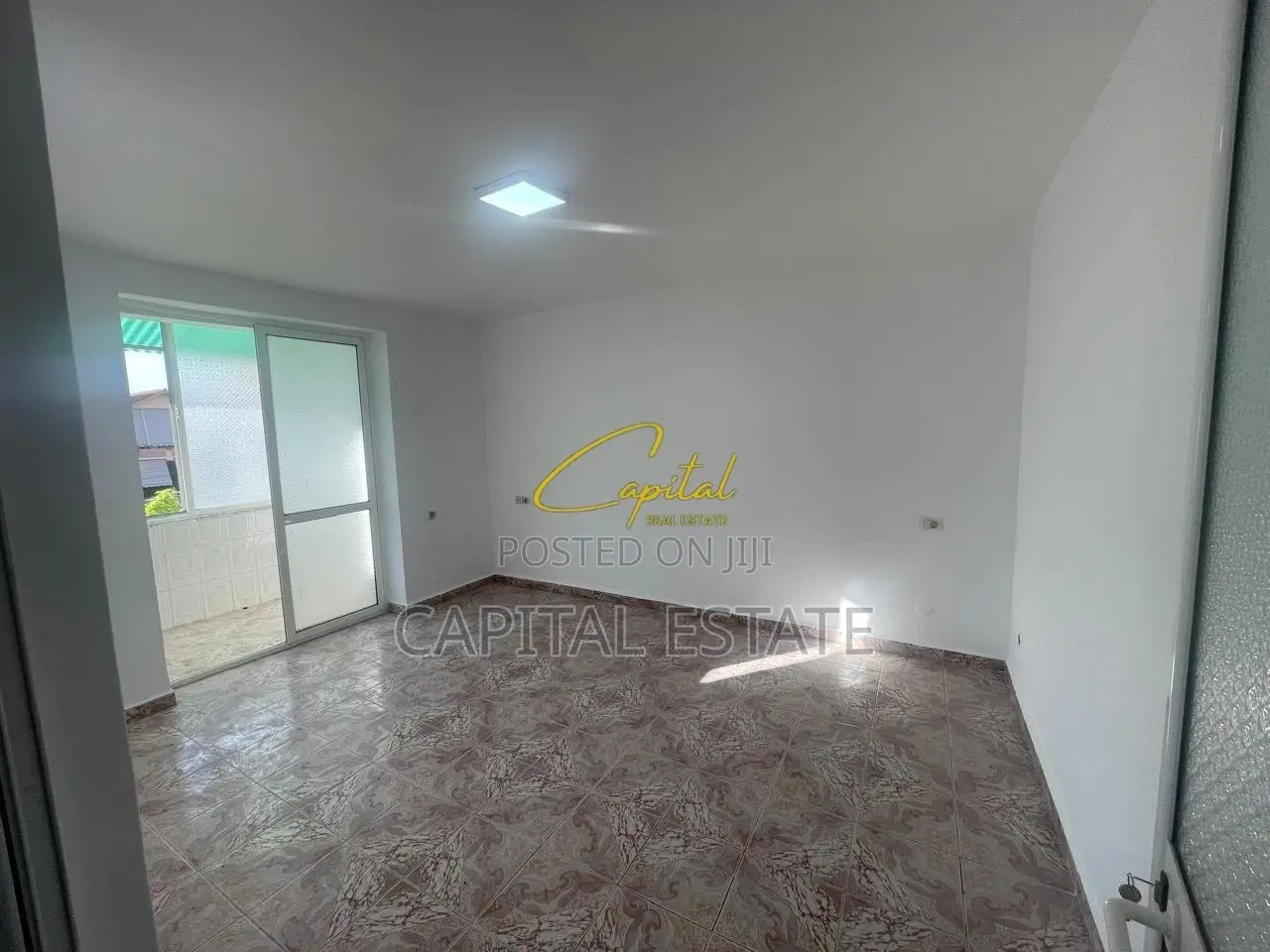 APARTAMENT ME QIRA 2+1 RRUGA FERIT XHAJKO 50.000 LEKE