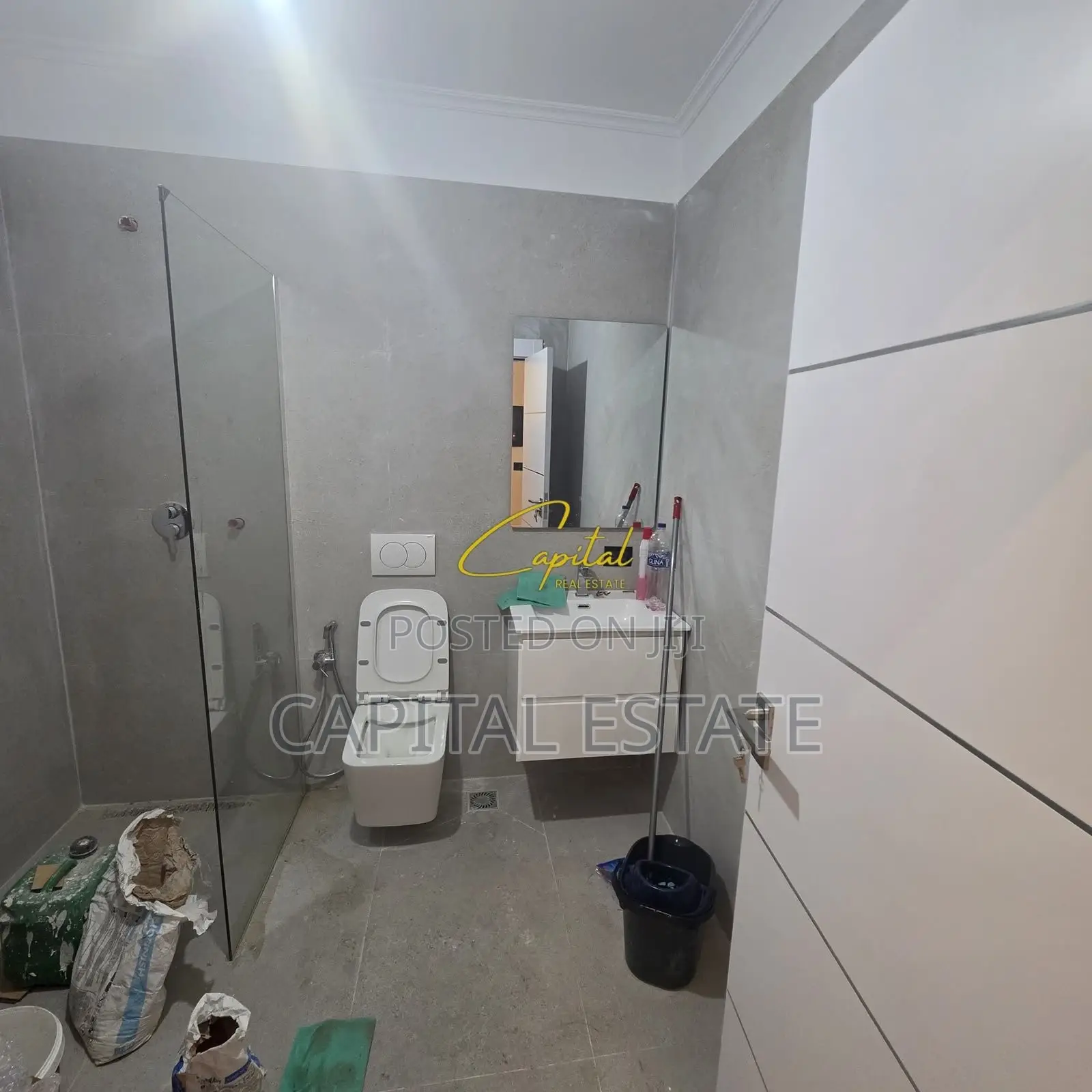 APARTAMENT ME QIRA 1+1 RRUGA E KAVAJES 80.000 LEKE