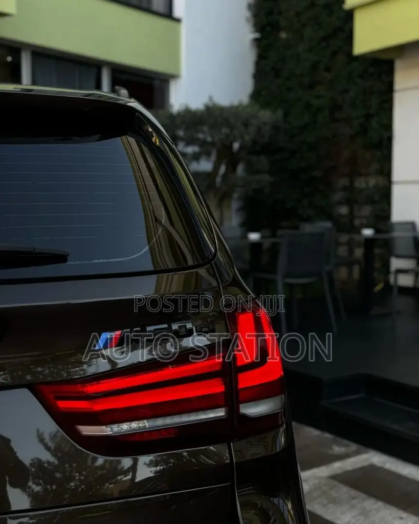 BMW X5 M50d