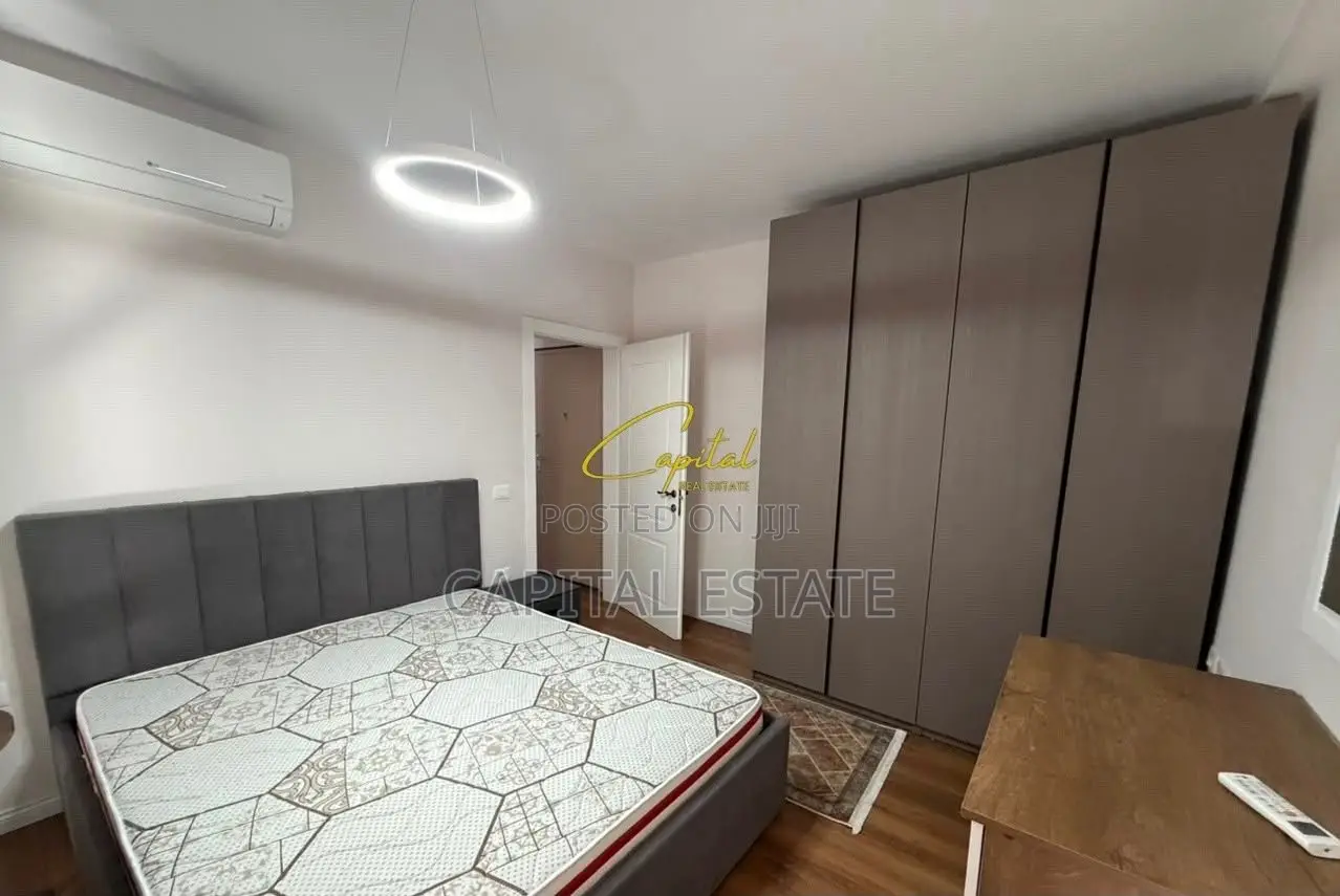 APARTAMENT ME QIRA 2+1 RRUGA E BARRIKADAVE 750 EURO