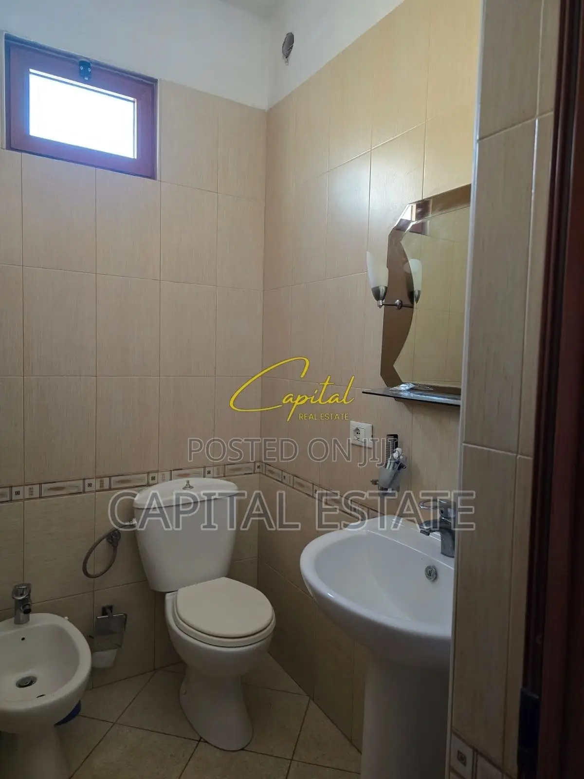 APARTAMENT ME QIRA 2+1 RRUGA SIRI KODRA 650 EURO