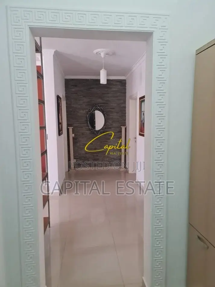 APARTAMENT ME QIRA 3+1+2 KOPSHTI BOTANIK 80.000 LEKE