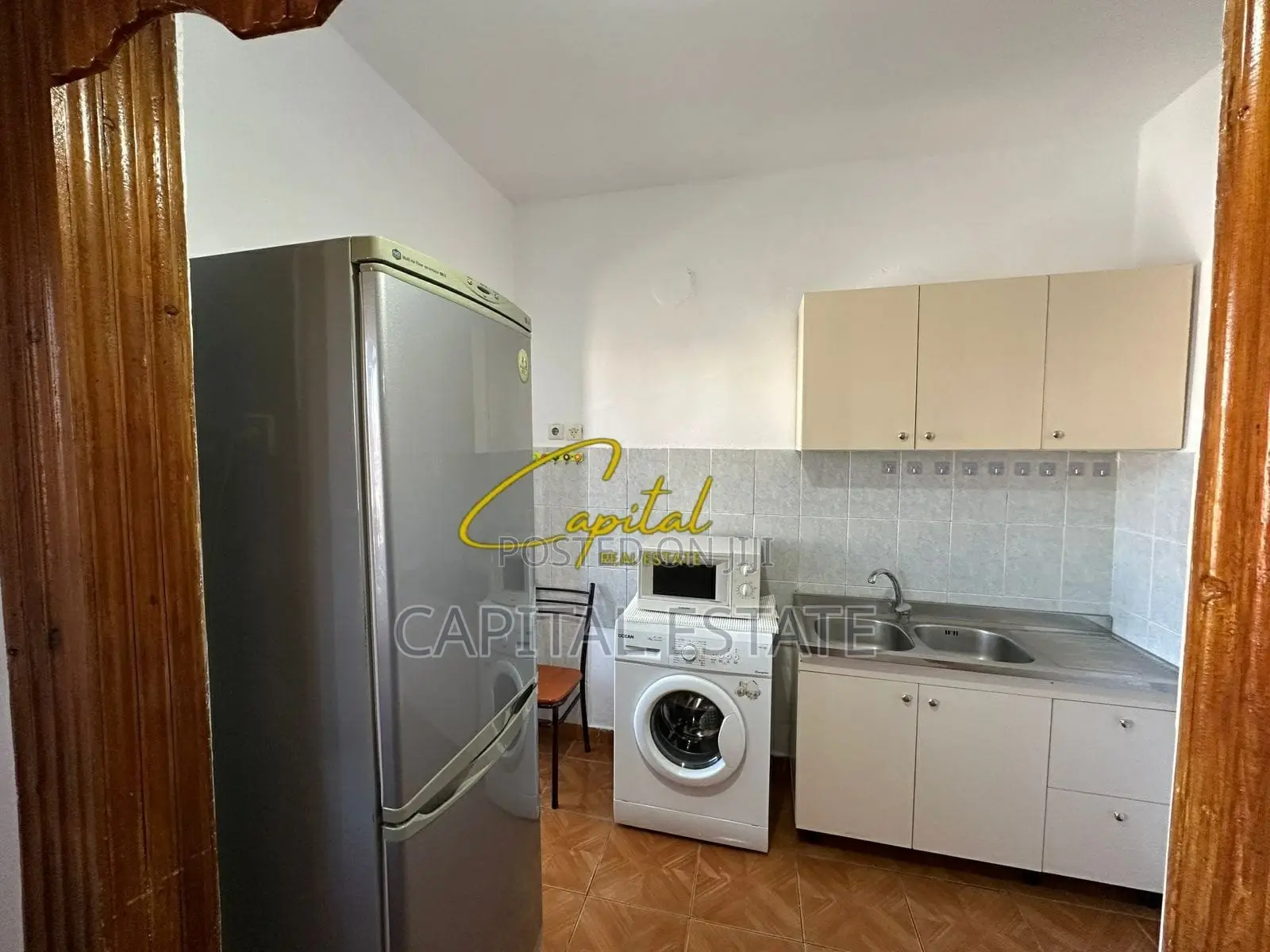 APARTAMENT ME QIRA 2+1 PAZARI I RI 600 EURO