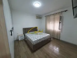 GARSONIERE ME QIRA 40 M2 MOZAIKU I TIRANES 45.000 LEKE