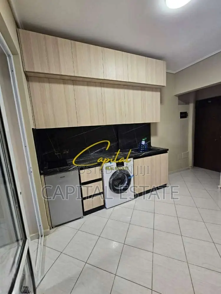 GARSONIERE ME QIRA 60 M2 21 DHJETORI 48.000 LEKE